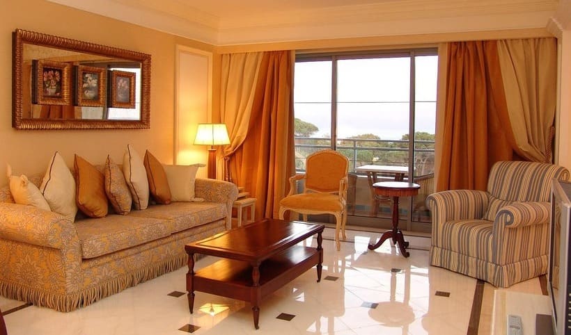 Классические портьеры в гостиную Лимасол | Classic living room drapes Limassol
